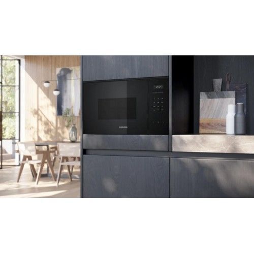 Мікрохвильовка з грилем Siemens iQ500 BE555LMB1